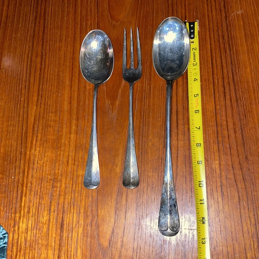Israel Freeman & Sons Ltd. England Heavy Silver Plated Serving Pieces Vintage